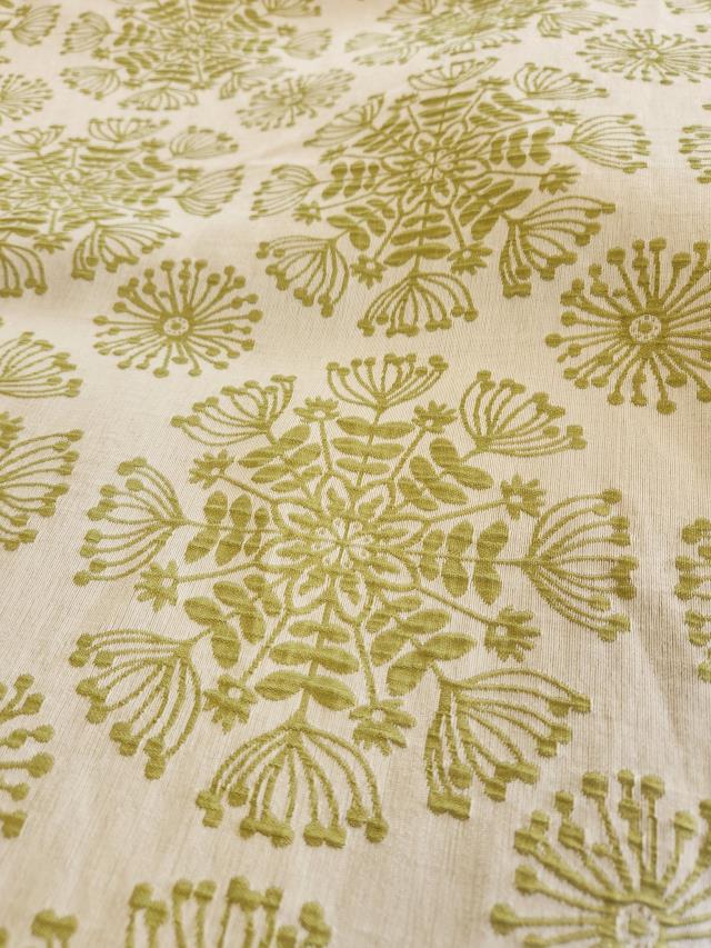 Rental store for JUST DANDY APPLE 120  ROUND in Petoskey MI