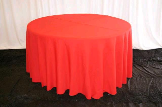 Where to find RED CLASSIC LINEN in Petoskey